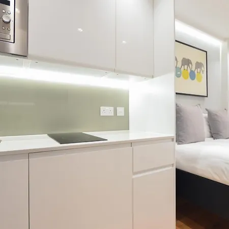 Aparthotel Earls Court East Serviced By Stayprime 3*