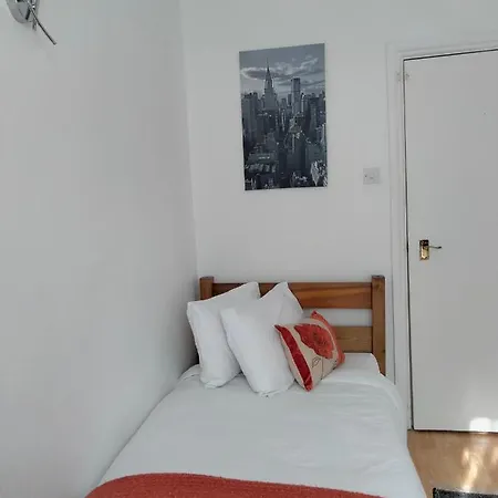 Penge West Retreat Apartment London