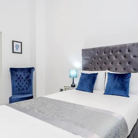 Apartment Oxford Street 2 Bed London
