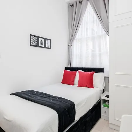 Oxford Street 2 Bed London