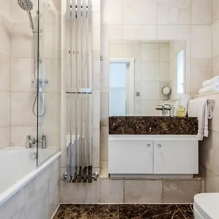 Apartment Oxford Street 2 Bed