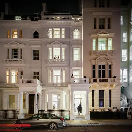 Queensberry Place By Stayo Apartment London