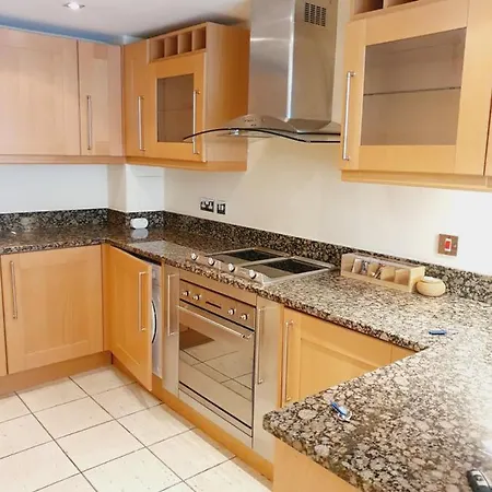 Apartment Canary Wharf, E14 9ne London