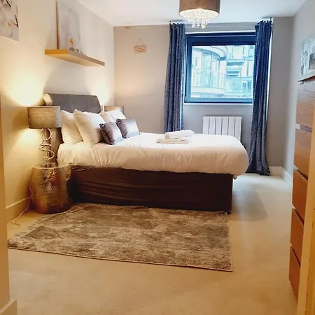 Canary Wharf, E14 9ne * לונדון