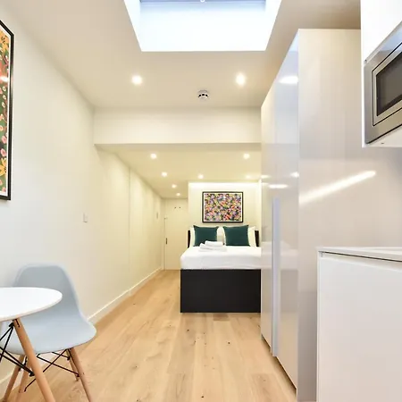 Earls Court East Serviced By Stayprime 3* London
