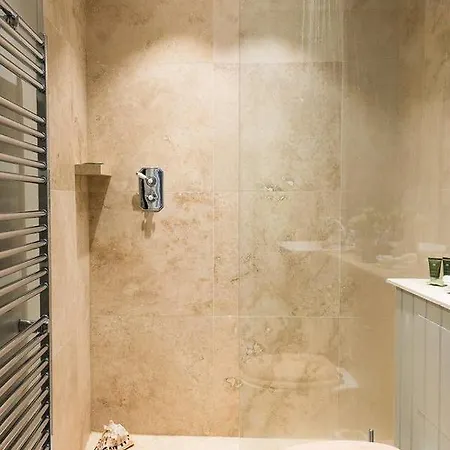 Traditional Stylish 1br Near Hyde Park * London