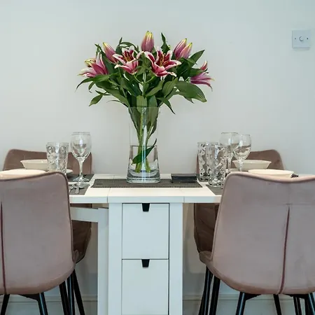 Crossharbour Canary Wharf 2 Bed Duplex Apartment London