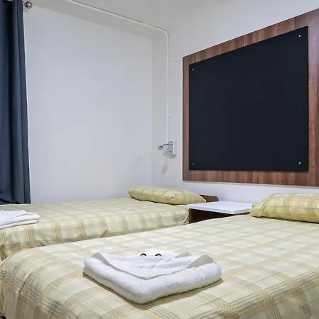 Apartment Lse Rosebery Hall London