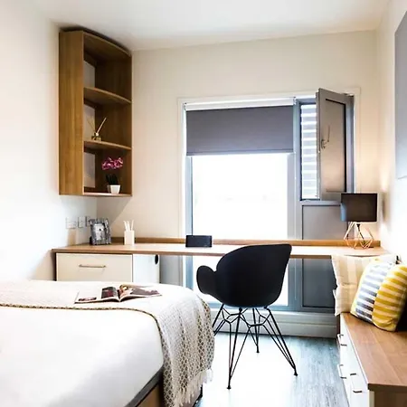Apartment Chic And At Chapter South Bank In