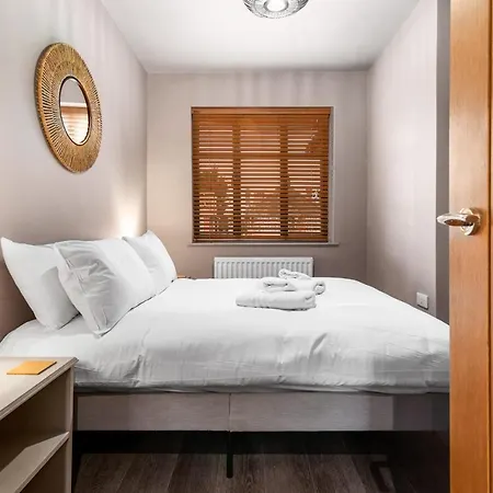Lovely 2-bed - Hosted By Guestready بيت للعطل *