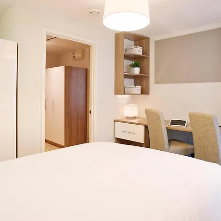 Chic And At Chapter South Bank In Apartment *