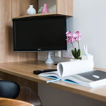 Apartment Chic And At Chapter South Bank In *