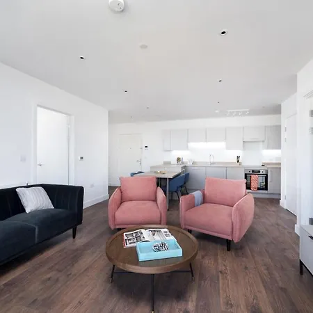 Modern And At Barking Wharf In Apartment *