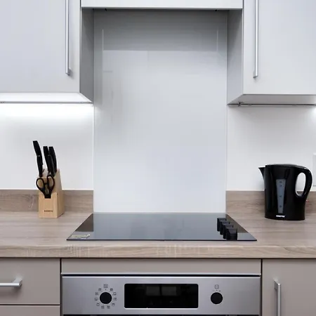 Apartment Modern And At Barking Wharf In *