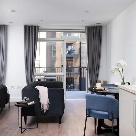 Apartment Modern And At Barking Wharf In