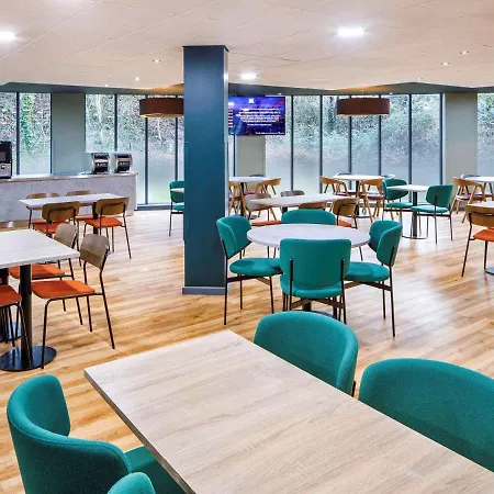 Ibis Budget London Heathrow Terminal 5 Hotel 3*