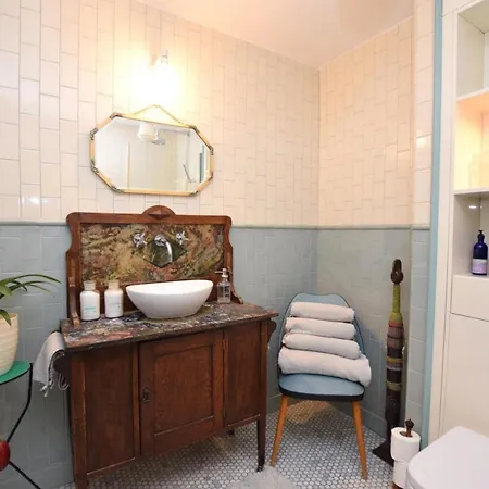 Stylish 3 Bed House With Parking In Bermondsey, Se1