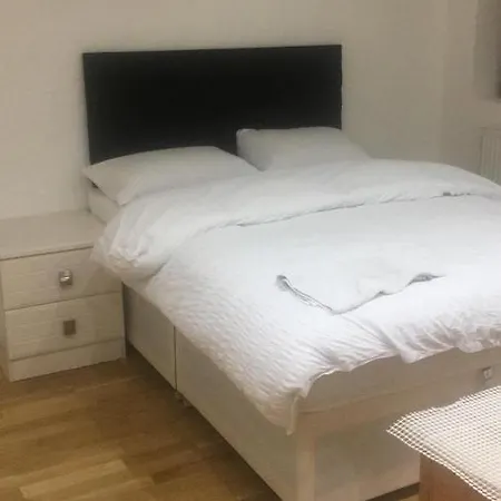 Guest house 1st Angel London