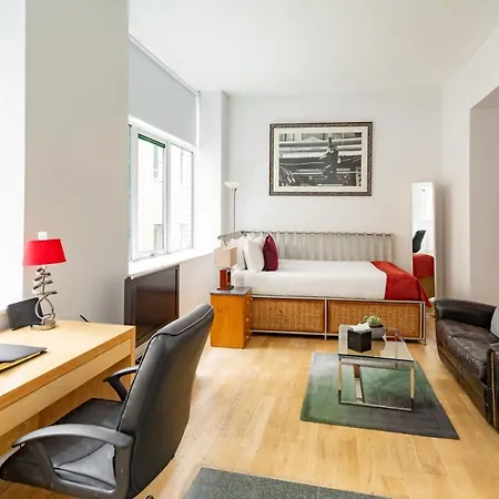 196 Bishopsgate Апартаменты