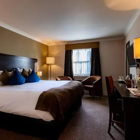 Мини-отель Rose And Crown 3*