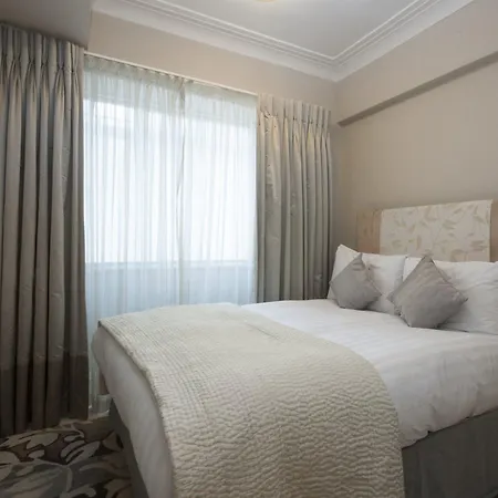 Fountain House 5*