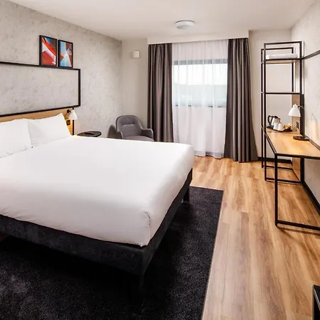 Ibis London Heathrow Terminal 5 Hotel