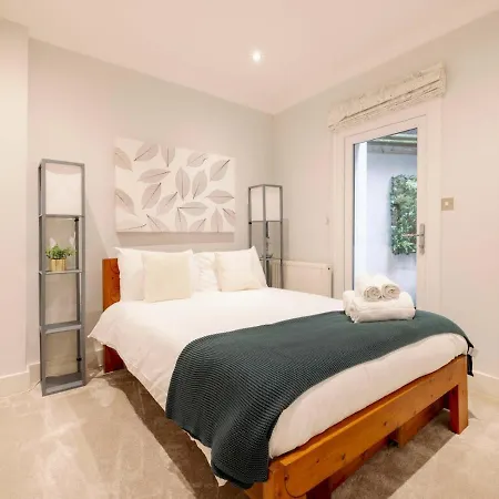 Pass The Keys Lovely 2-bedroom Flat In Pimlico W Outdoor Patio London