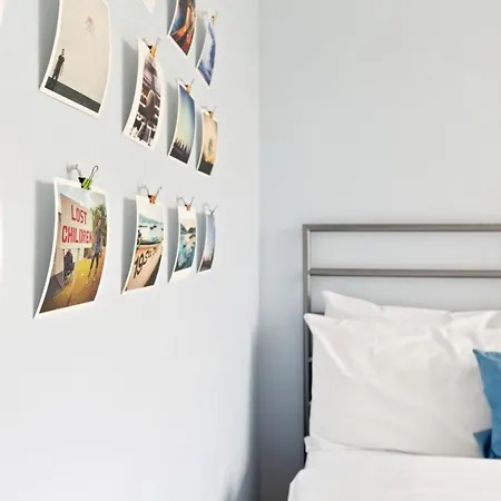 Spacious 2 Bedroom In Cricklewood * Londen