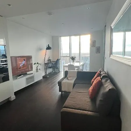 Luxury 2 Bed Flat Close To Victoria Station Lejlighed