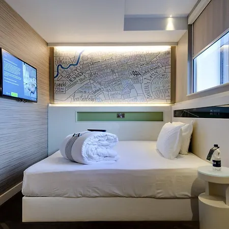 Hub Bank Hotel