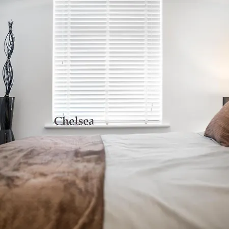 London's Modern Nuance - Battersea * London