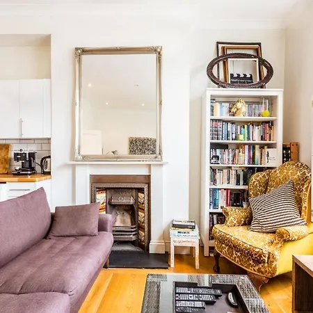 Bright And Spacious Notting Hill Nest Lejlighed
