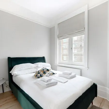 Modern 2 Bed Flat - The Black Dog Pub - 6 Mins From Vauxhall Station Appartamento