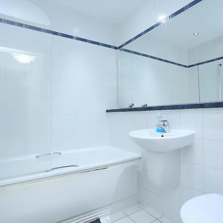 Apartment Gorgeous 2 Bedroom 2 Bathroom Woolwich London