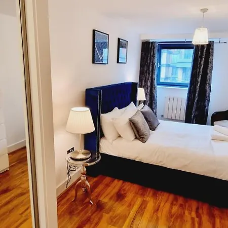 Waterside Canary Wharf Apartament Londyn