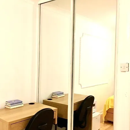 Double In The Heart Of Kingston Upon Thames In London Apartment Kingston upon Thames (Greater London)