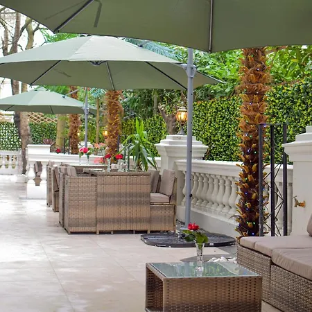 Pembridge Palace 3*