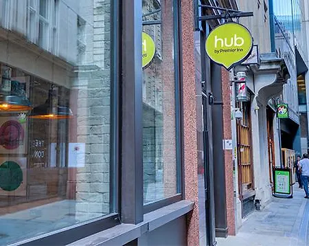 Hub Bank 3*