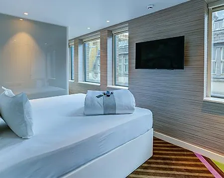 Hotel Hub Bank London