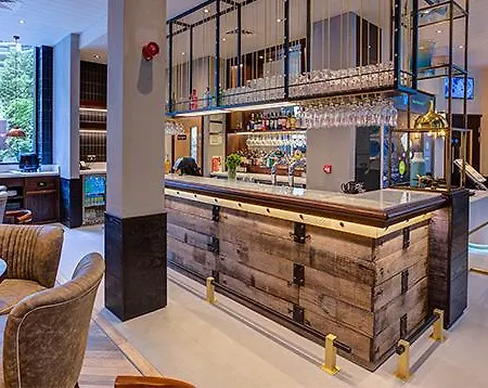 Hub Bank Hotel