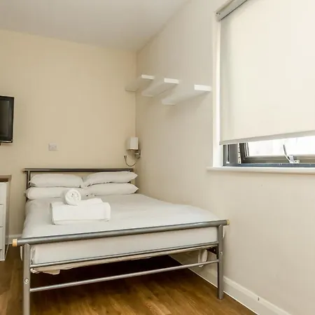 Zeni Studio, In Vauxhall London * London