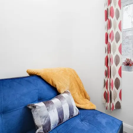 Apartment Fernbank Sudbury Hill Harrow Self-contained With En-suite