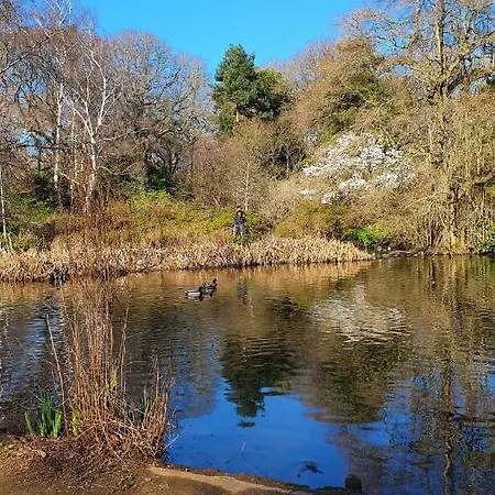 Gardens - Private Double Richmond London - * Kew