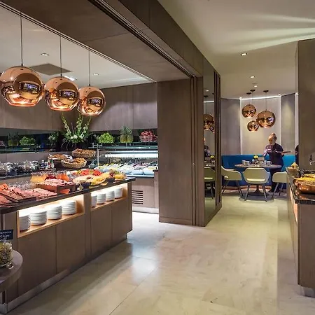 Hotel Clayton Chiswick 4*