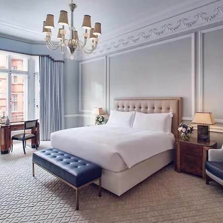 Claridge's, Maybourne Collection 5* London