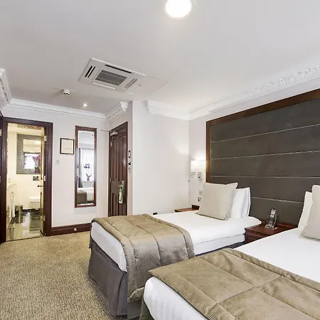 Fitzrovia Hotel 4*