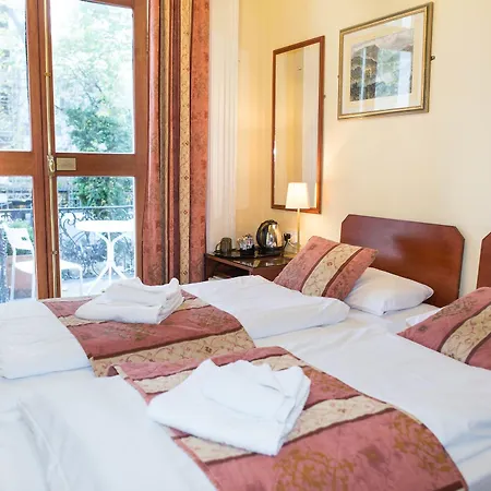 Shakespeare Hotel 3*