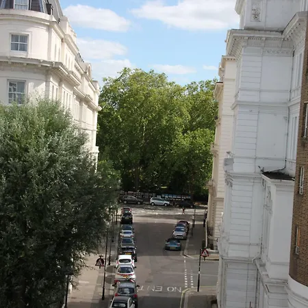 호텔 Elysee Hyde Park 런던