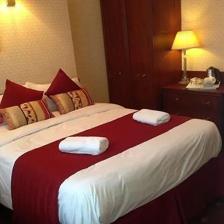 Avon Hotell