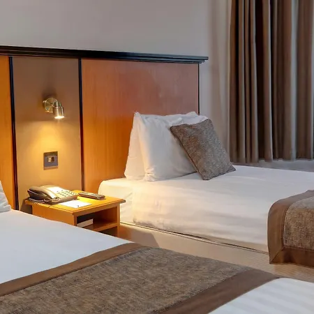 Best Western Corona Hotel 3*